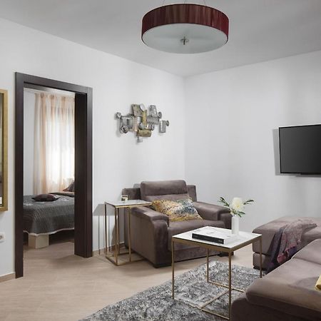 Villa Malibu One Вир Екстериор снимка