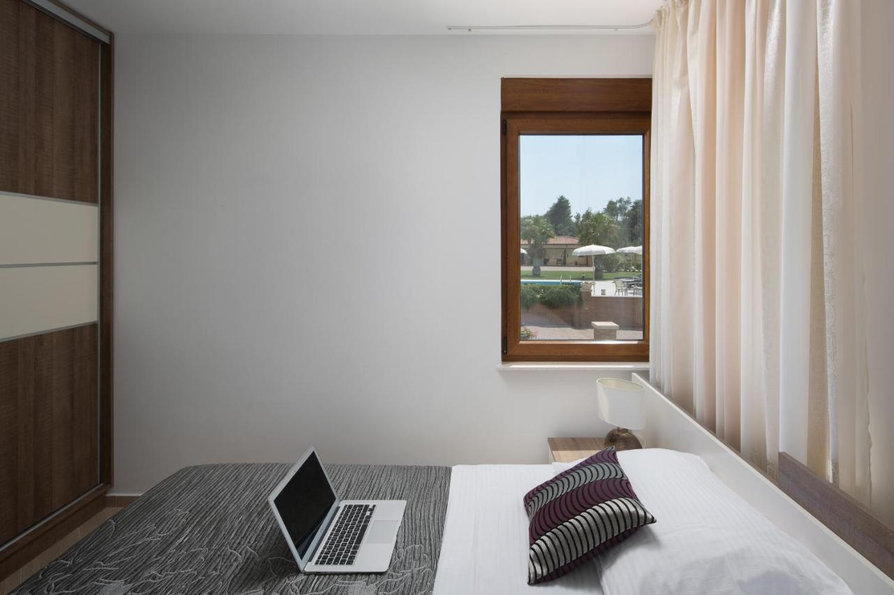 Villa Malibu One Вир Екстериор снимка