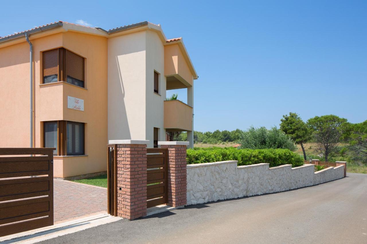 Villa Malibu One Вир Екстериор снимка