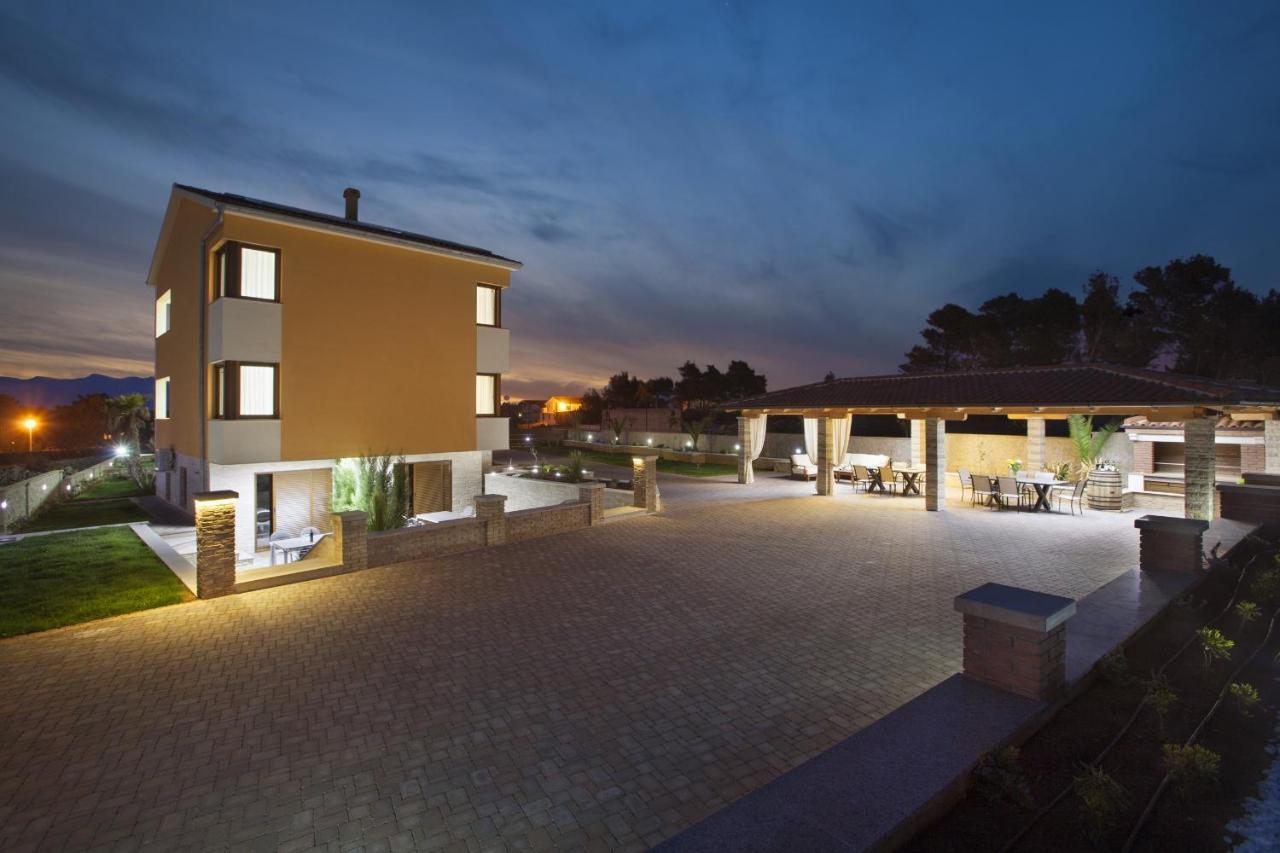 Villa Malibu One Вир Екстериор снимка