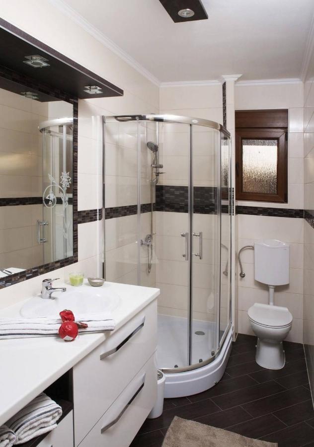 Villa Malibu One Вир Екстериор снимка