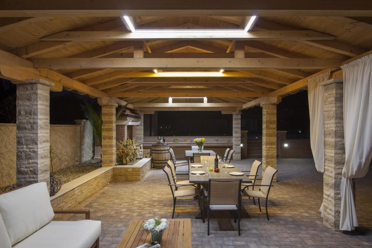Villa Malibu One Вир Екстериор снимка