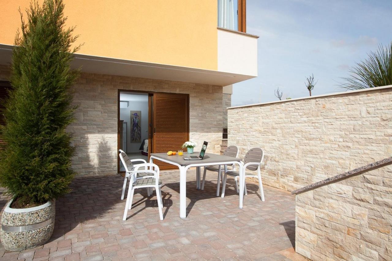 Villa Malibu One Вир Екстериор снимка