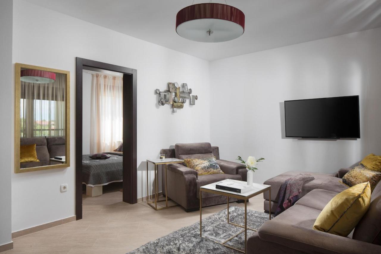 Villa Malibu One Вир Екстериор снимка